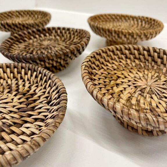 Rotan plate brown