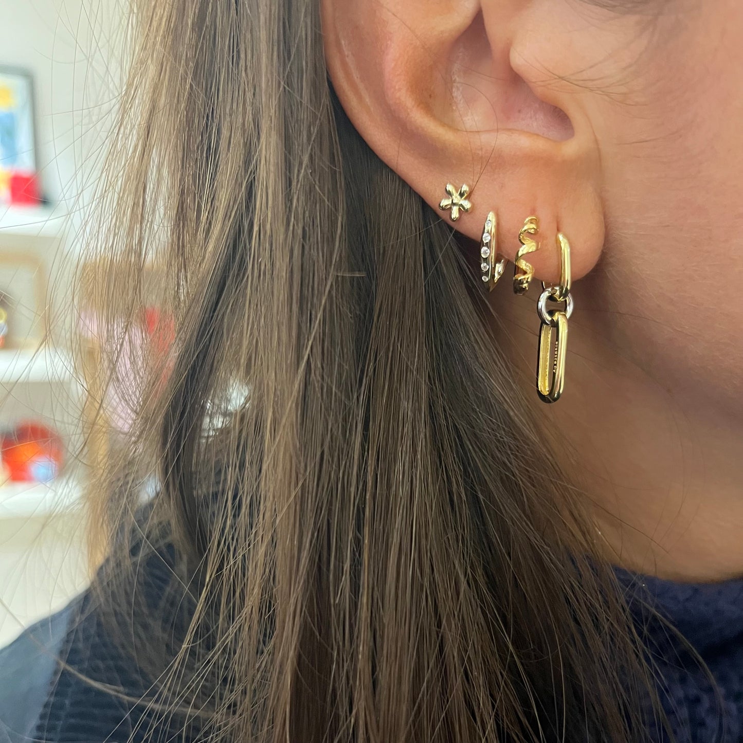 Plain flower stud gold