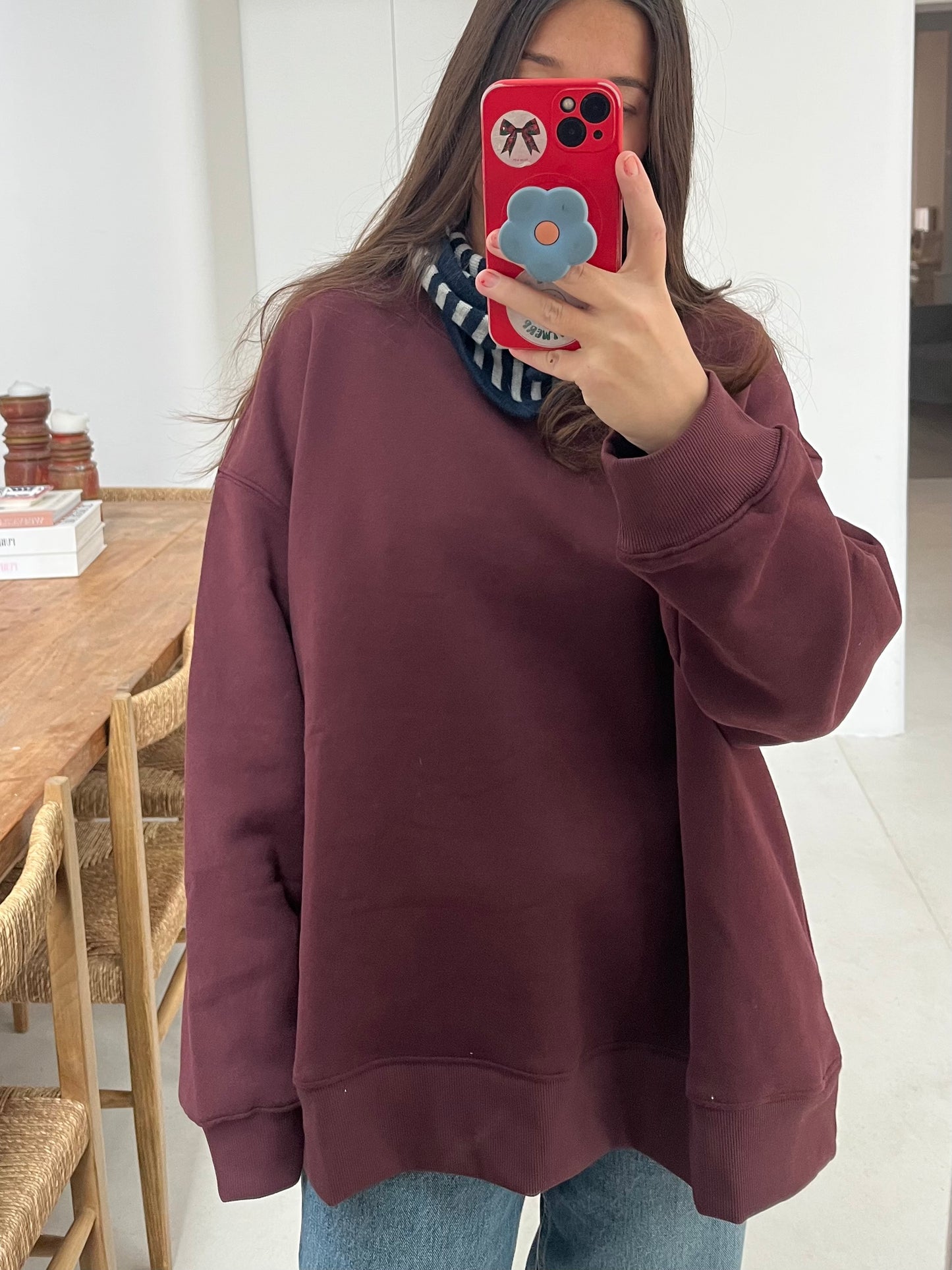 Oversized burgundy sweatshirt