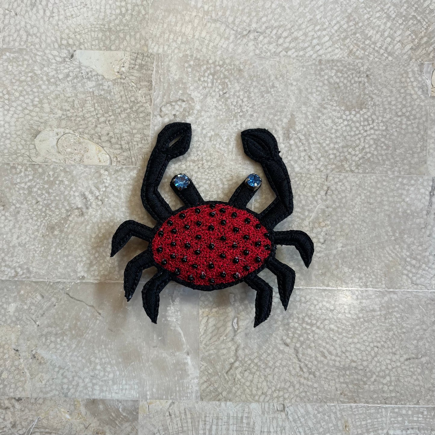 Crab brooch