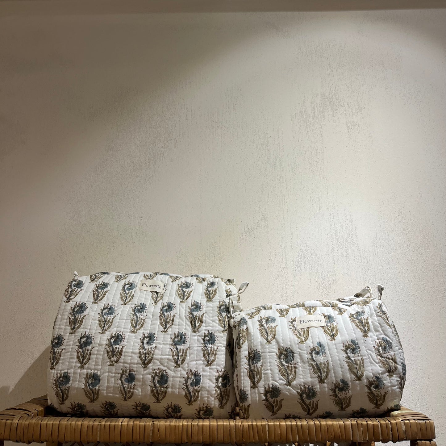 Delhi toiletry bag