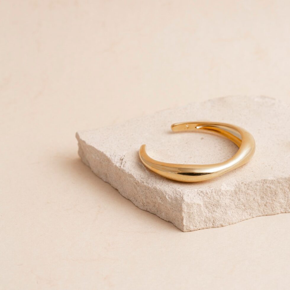 Vivé cuff gold