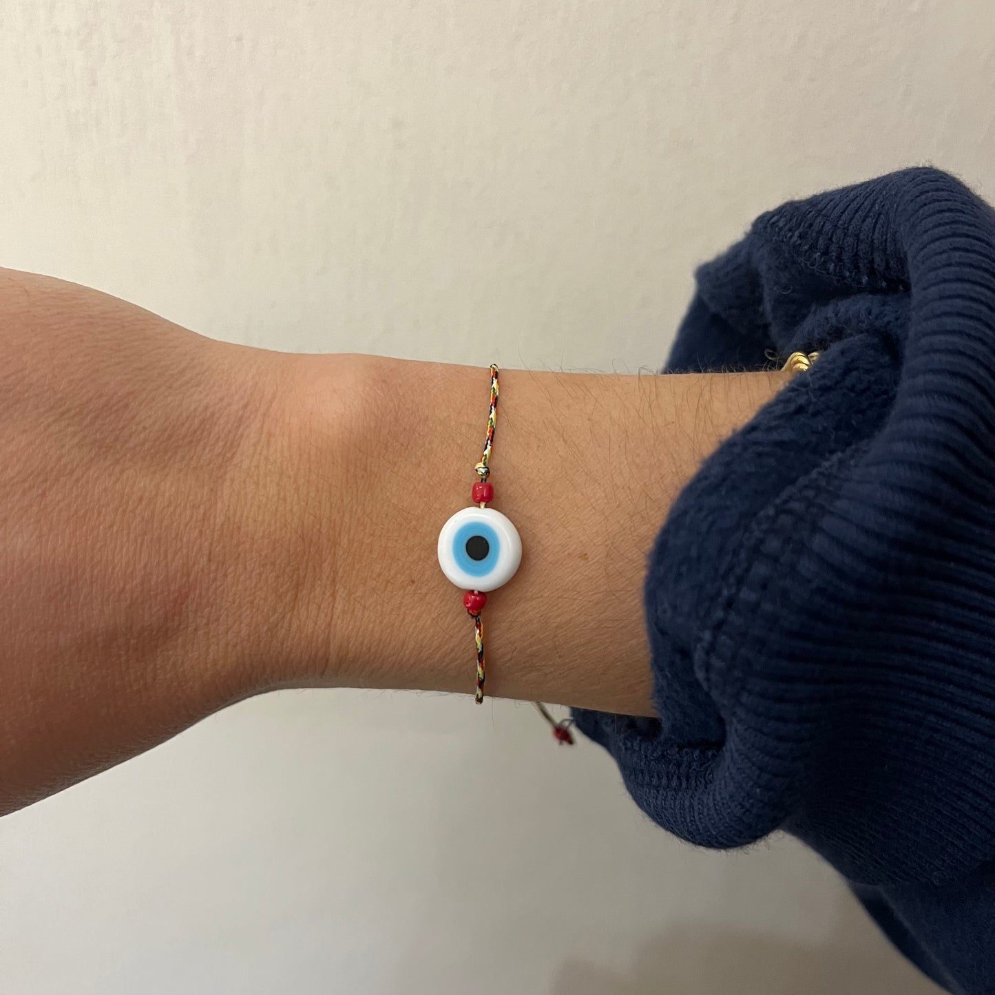 Eye bracelet