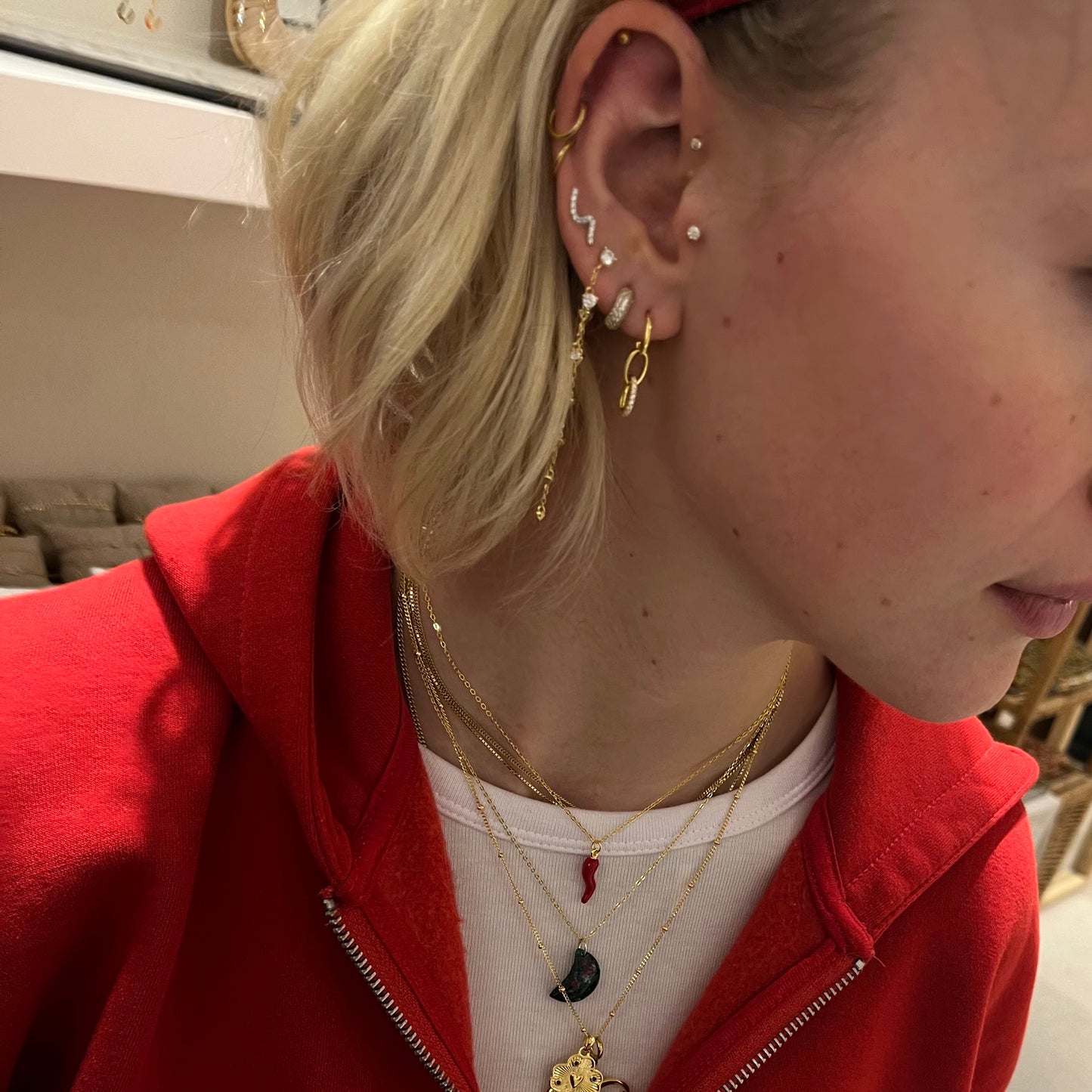 Zirconia chain earring