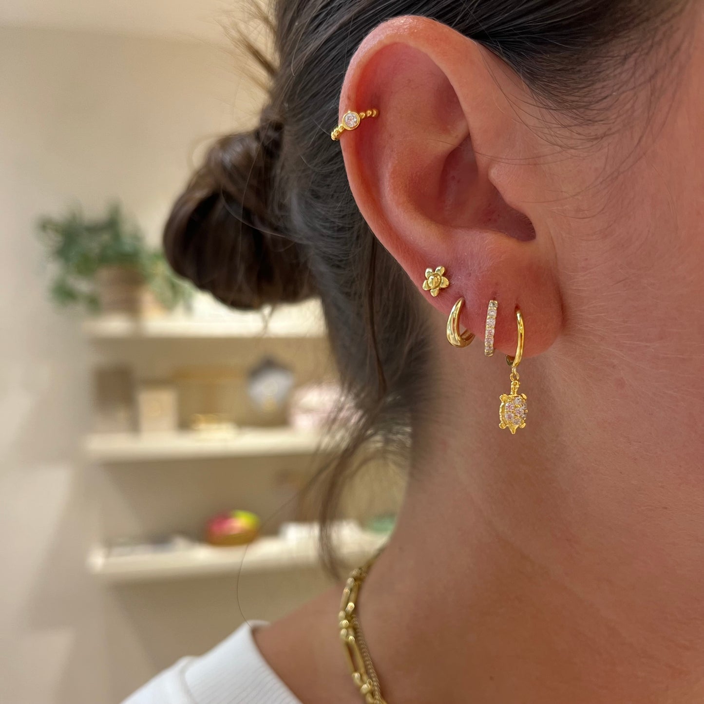 Oval hoop gold (7 mm)