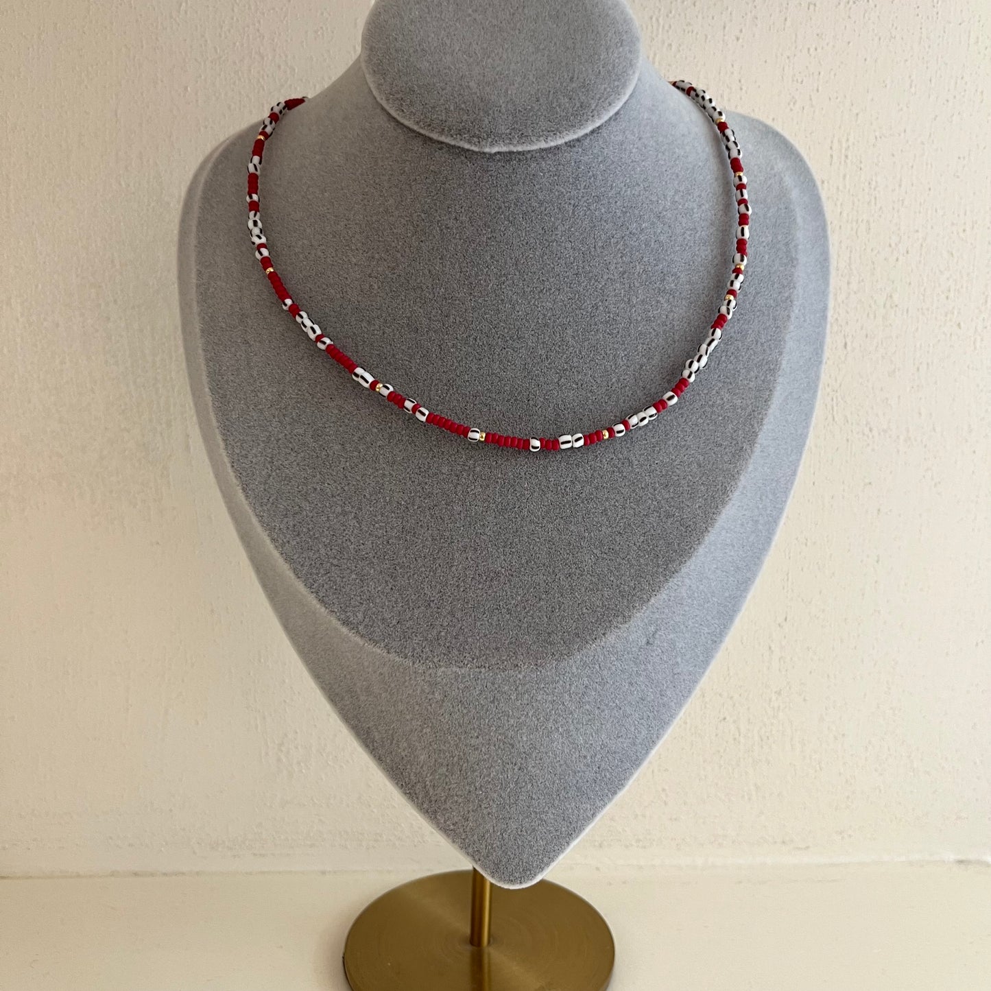 Red miyuki necklace