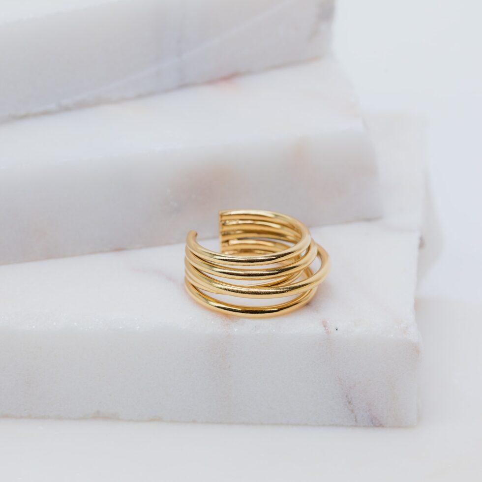Luna ring gold