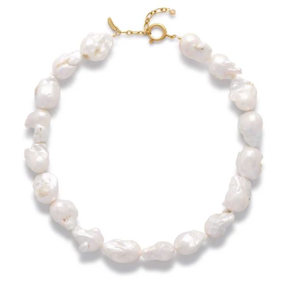 Baroque pearl necklace