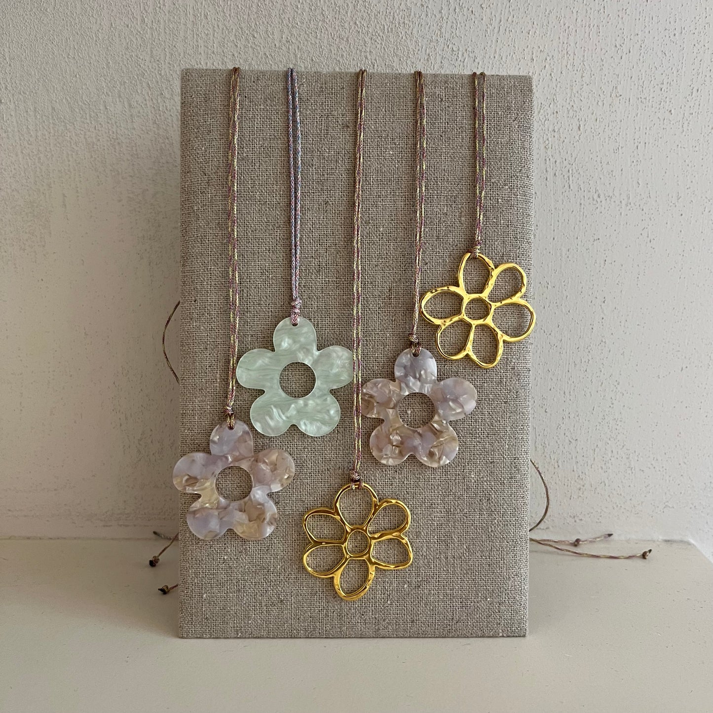 Flower necklace