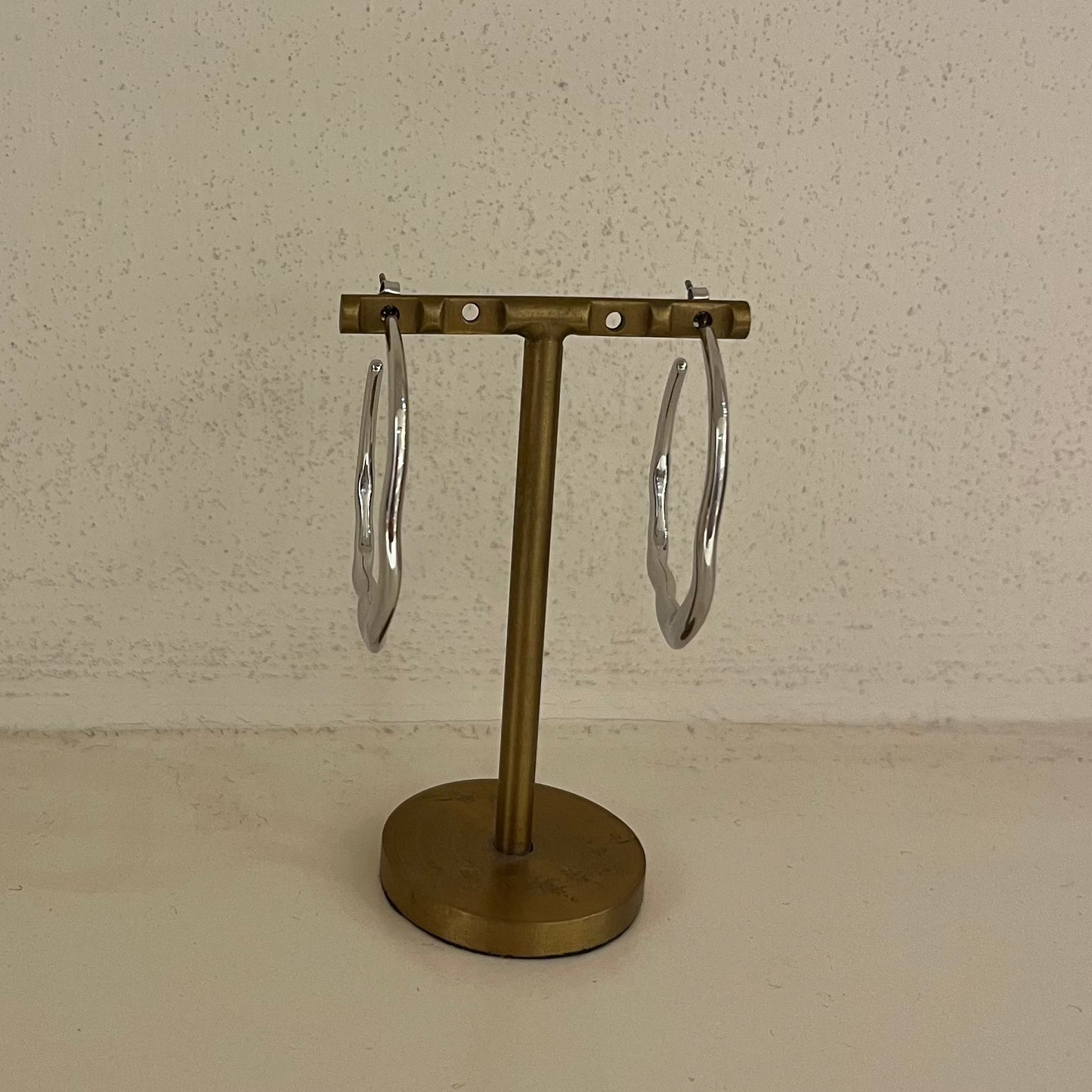 Hammered hoops silver