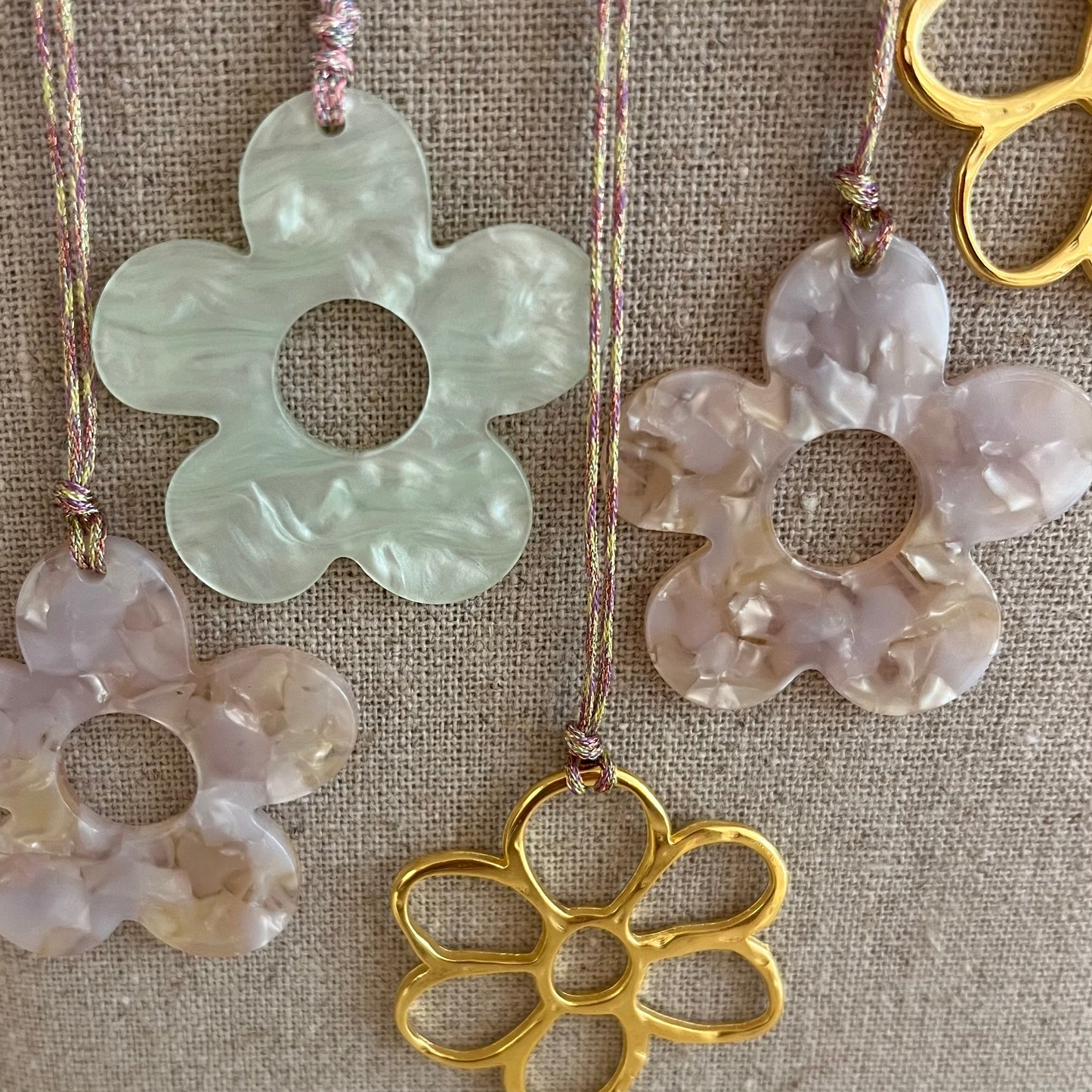 Flower necklace