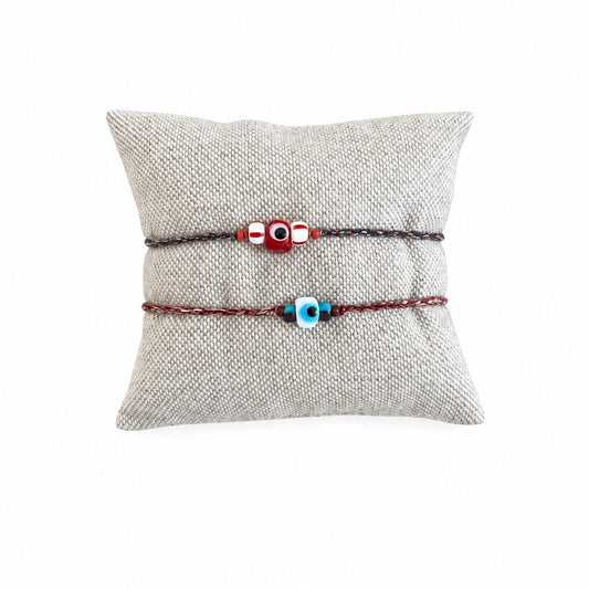 Eye bracelet
