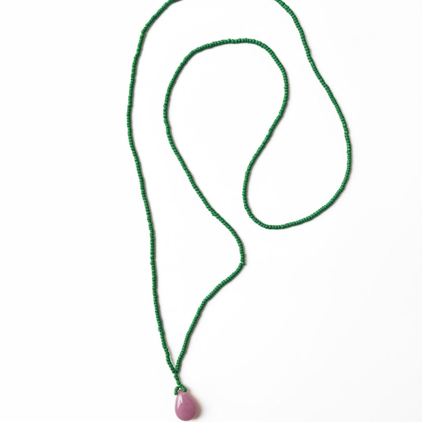 Long necklace green