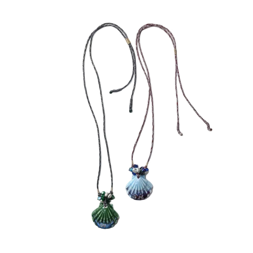 Shell necklace