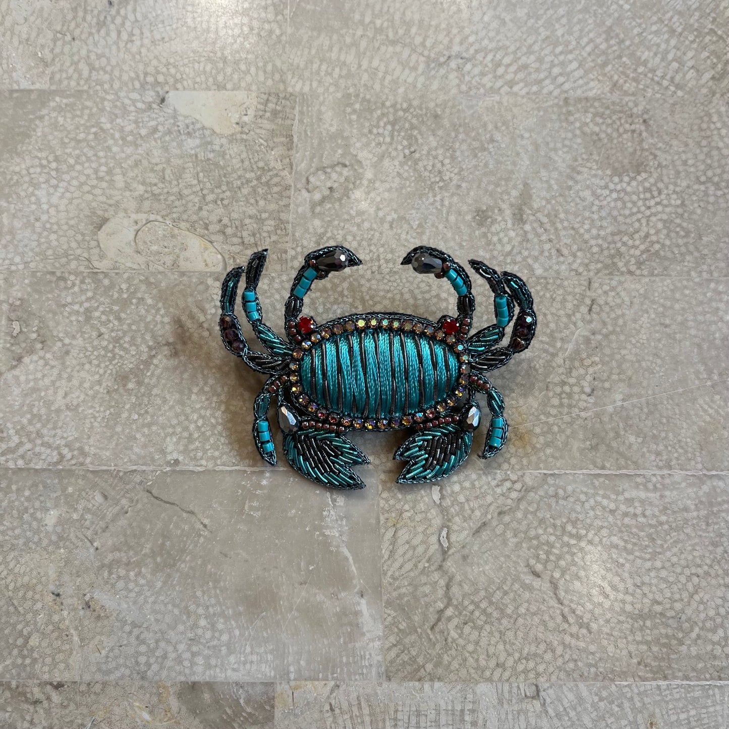 Crab brooch