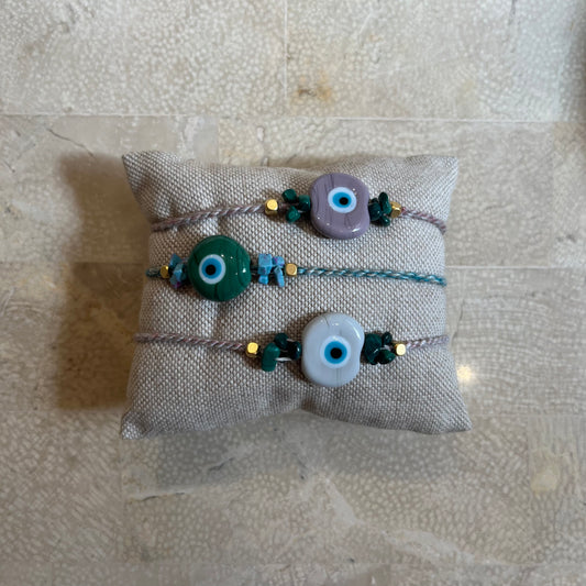 Eye bracelet