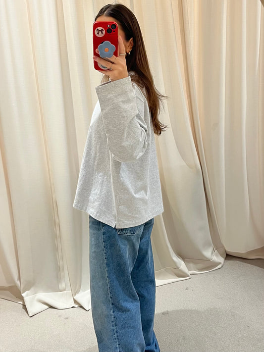 Grey long sleeve t-shirt