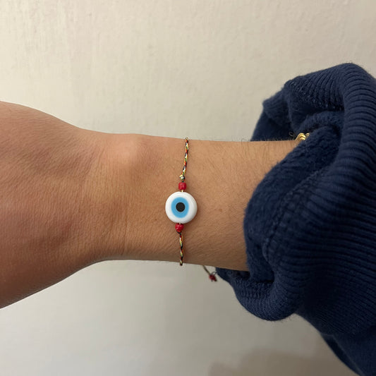 Eye bracelet