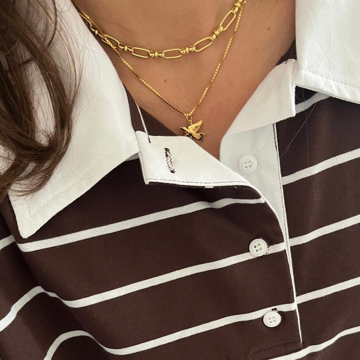 Swallow necklace gold