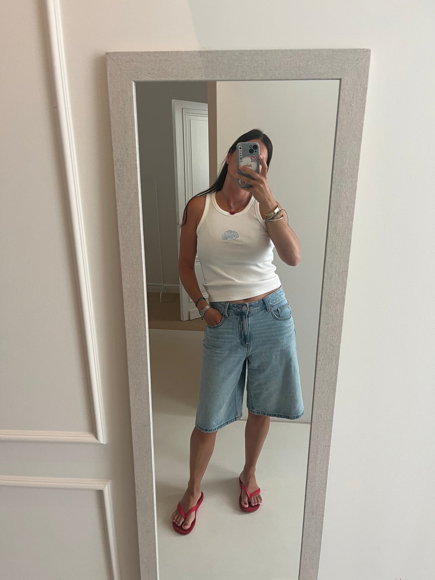 Shell tank top